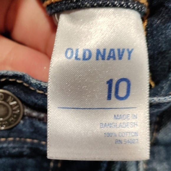 Old Navy Jean shorts women size 10 with pockets - Picture 3 of 3